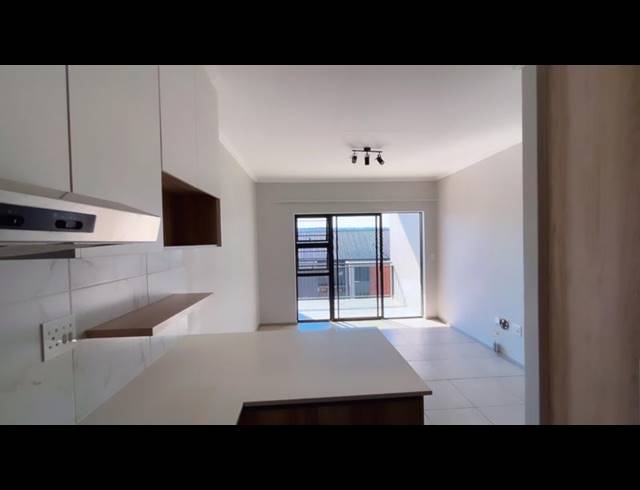 2 BEDROOM PROPERTY TO RENT IN BARBEQUE DOWNS
